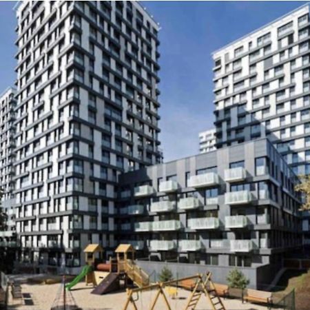 Residence Garden Tower S Balkonem, Garaz プラハ エクステリア 写真