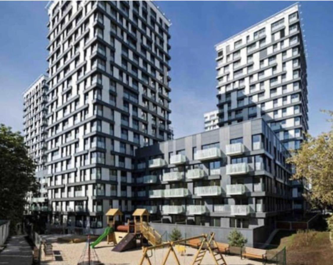 Residence Garden Tower S Balkonem, Garaz プラハ エクステリア 写真